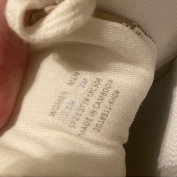 Madewell Athletic shoes - women’s size 8.5 US - Picture 9 of 10